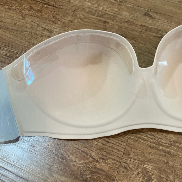 Backless bra - Picture 6 of 8